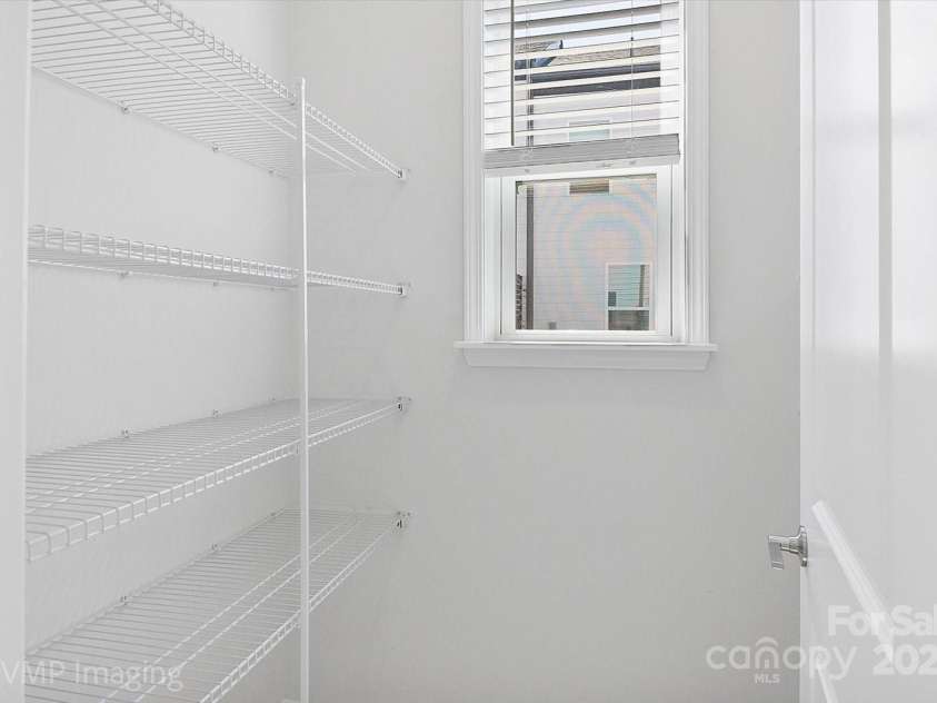 6027 Towering Oaks Drive, Charlotte, NC 28205.  MLS# CAR4298053, YatesRealty ID 18240. Pantry, generously sized