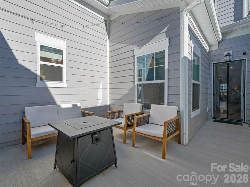 56 Walnut Springs Drive, Asheville, NC 28804.  MLS# CAR4357934, YatesRealty ID 18241. 