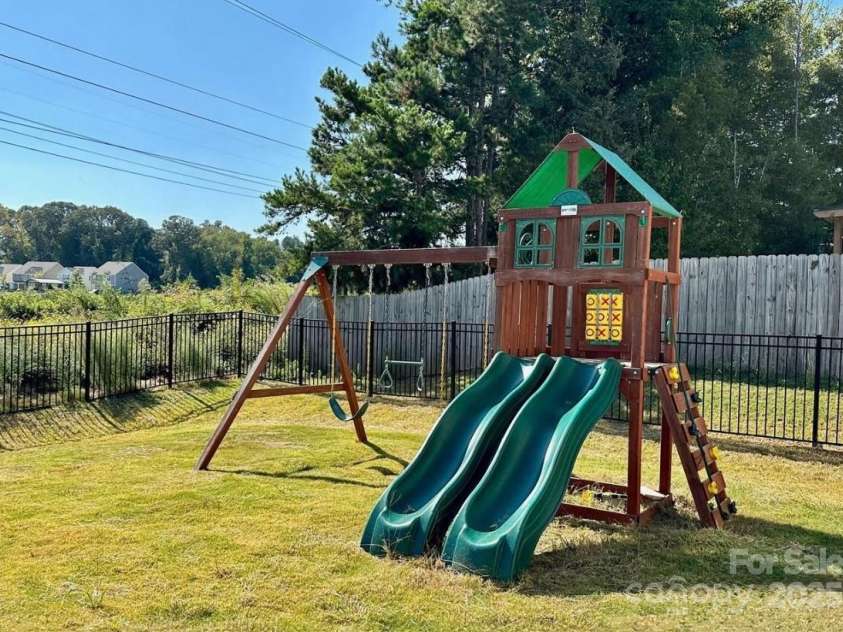 664 Cape Fear Street, Fort Mill, SC 29715.  MLS# CAR4258898, YatesRealty ID 18241. 