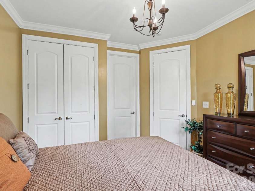 1629 Healing Springs Drive, Denton, NC 27239.  MLS# CAR4362810, YatesRealty ID 18242. 