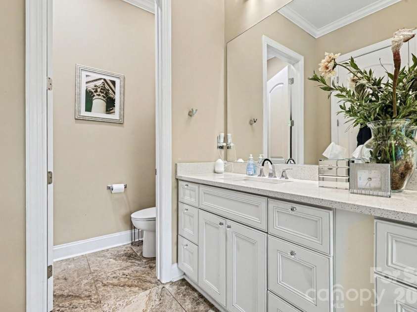 1629 Healing Springs Drive, Denton, NC 27239.  MLS# CAR4362810, YatesRealty ID 18242. 