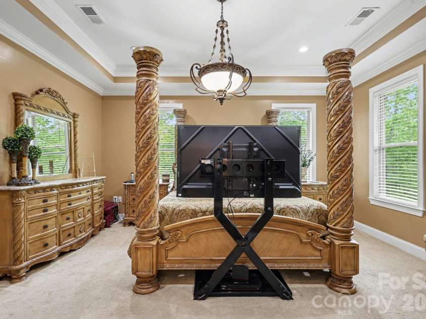 1629 Healing Springs Drive, Denton, NC 27239.  MLS# CAR4362810, YatesRealty ID 18242. 