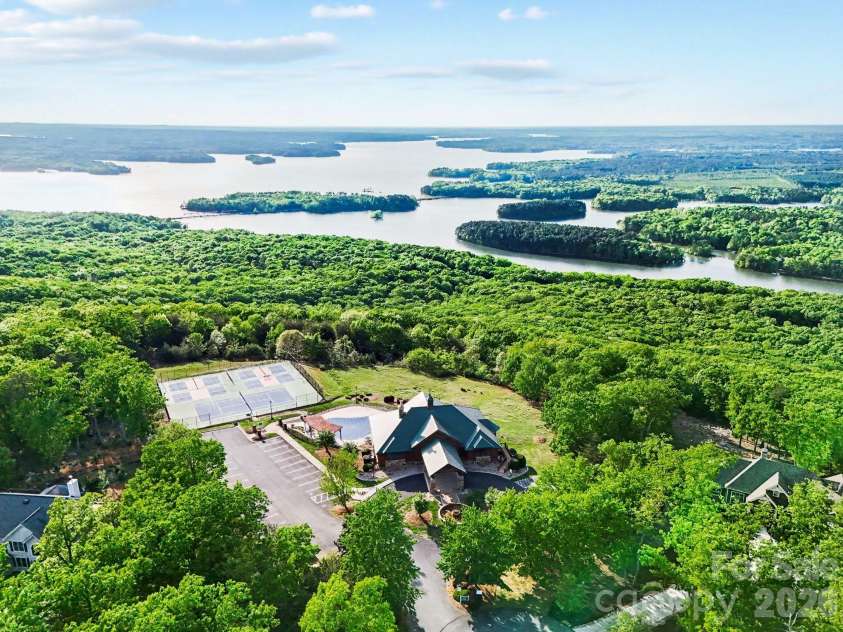 1629 Healing Springs Drive, Denton, NC 27239.  MLS# CAR4362810, YatesRealty ID 18242. 