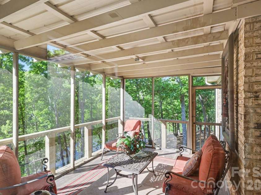 1629 Healing Springs Drive, Denton, NC 27239.  MLS# CAR4362810, YatesRealty ID 18242. 