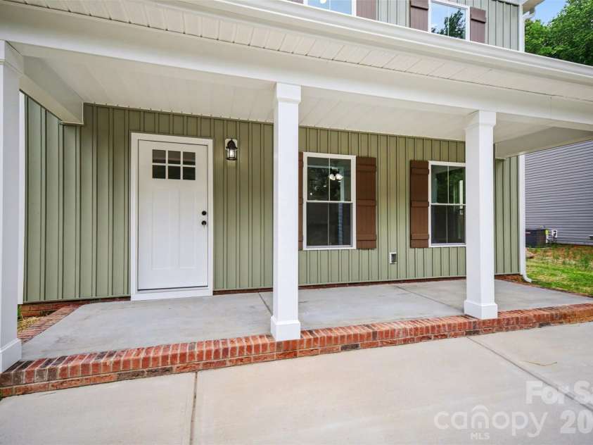 1332 Mason Street, Kannapolis, NC 28081.  MLS# CAR4371974, YatesRealty ID 18243. 