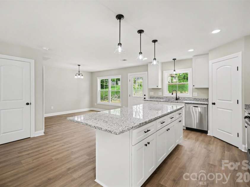 1332 Mason Street, Kannapolis, NC 28081.  MLS# CAR4371974, YatesRealty ID 18243. 