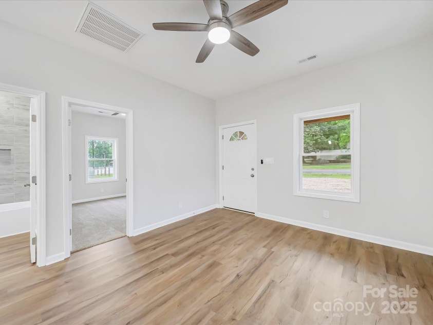 1067 Old Charlotte Road, Concord, NC 28027.  MLS# CAR4241268, YatesRealty ID 18244. 