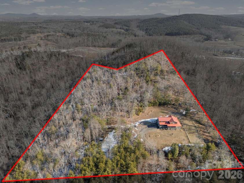 156 Carpenters Knob Drive, Lawndale, NC 28090.  MLS# CAR4343365, YatesRealty ID 18245. 