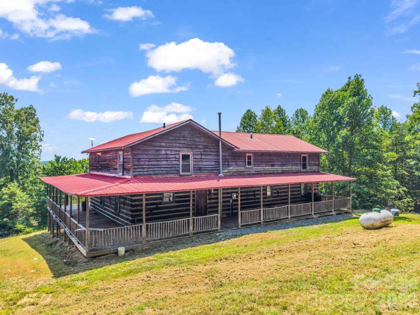 156 Carpenters Knob Drive, Lawndale, NC 28090.  MLS# CAR4343365, YatesRealty ID 18245. 