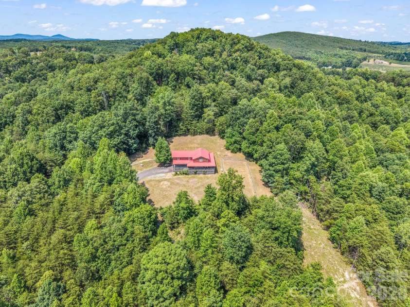 156 Carpenters Knob Drive, Lawndale, NC 28090.  MLS# CAR4343365, YatesRealty ID 18245. 