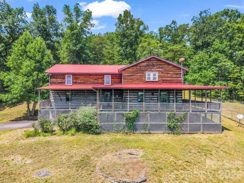156 Carpenters Knob Drive, Lawndale, NC 28090.  MLS# CAR4343365, YatesRealty ID 18245. 