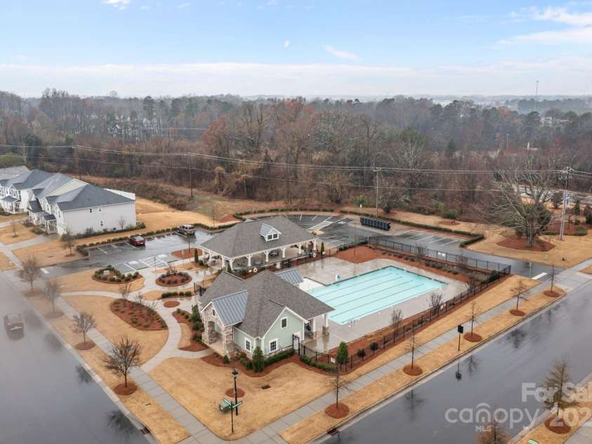 3252 Cheyney Park Drive, Charlotte, NC 28269.  MLS# CAR4326626, YatesRealty ID 18245. 