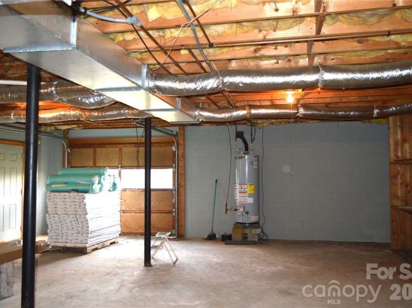 4186 Horseshoe Bend Road, Hudson, NC 28638.  MLS# CAR4314338, YatesRealty ID 18247. 