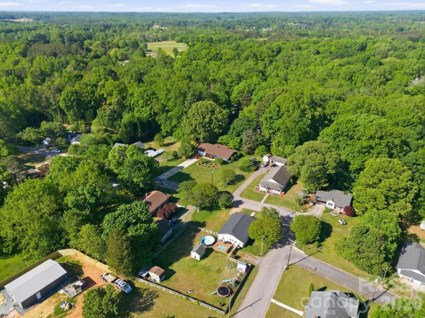 305 Bost Circle, Rockwell, NC 28138.  MLS# CAR4369878, YatesRealty ID 18248. 