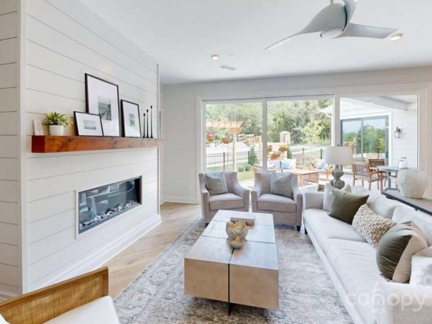 4172 Creek Bridge Circle, Charlotte, NC 28213.  MLS# CAR4331965, YatesRealty ID 1825. Not Actual Property