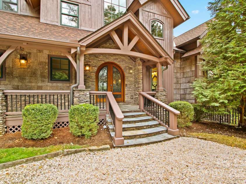 691 Dogwood Lane, Blowing Rock, NC 28605.  MLS# CAR4131831, YatesRealty ID 1825. Covered entry with bark and stone accents!