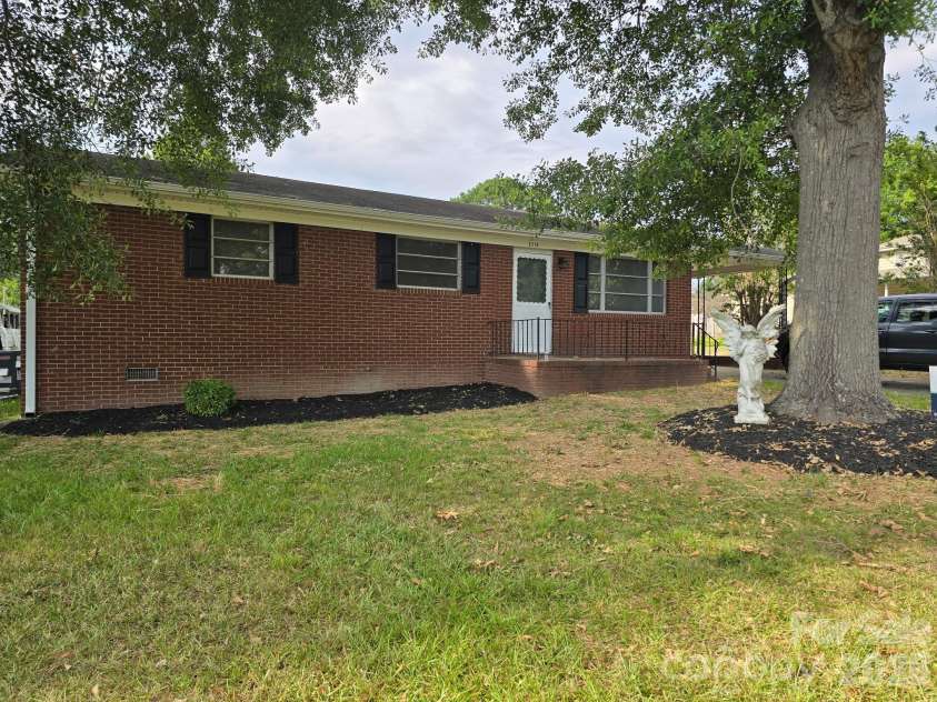 2218 5th Avenue, Gastonia, NC 28052.  MLS# CAR4300007, YatesRealty ID 18250. Front