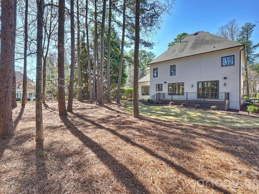 18802 Pentwater Court, Cornelius, NC 28031.  MLS# CAR4351983, YatesRealty ID 18251. 