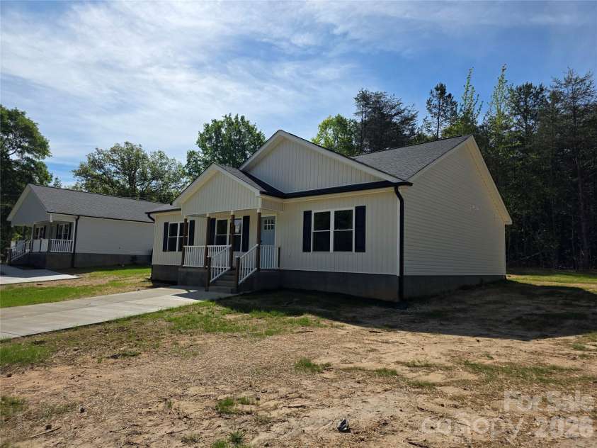 308 Zion Church Road, Clover, SC 29710.  MLS# CAR4334920, YatesRealty ID 18253. 