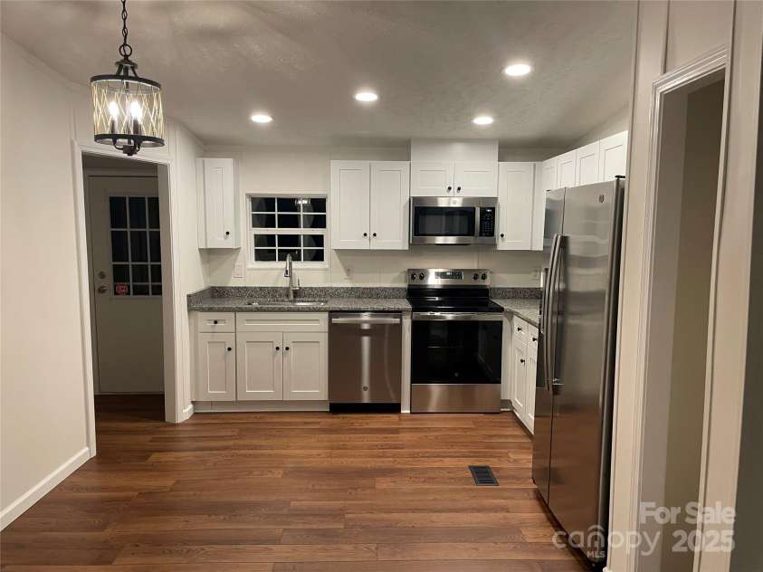 6219 Heavner Road, Vale, NC 28168.  MLS# CAR4267197, YatesRealty ID 18253. 
