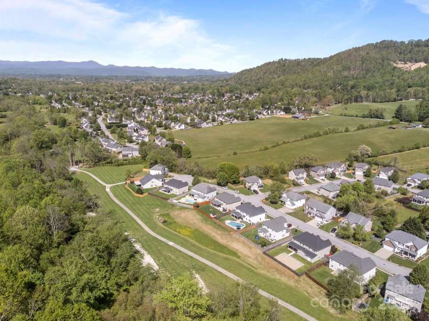 347 Wildbriar Road, Fletcher, NC 28732.  MLS# CAR4250812, YatesRealty ID 18254. 