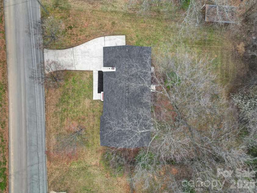 4008 Tennessee Avenue, Charlotte, NC 28216.  MLS# CAR4352409, YatesRealty ID 18254. 