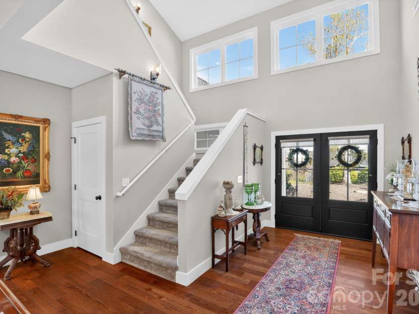 3757 Laurel Park Highway, Hendersonville, NC 28739.  MLS# CAR4371092, YatesRealty ID 18255. 