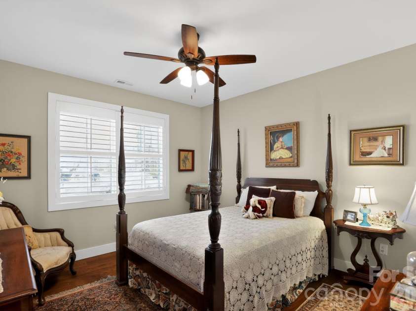 3757 Laurel Park Highway, Hendersonville, NC 28739.  MLS# CAR4371092, YatesRealty ID 18255. 