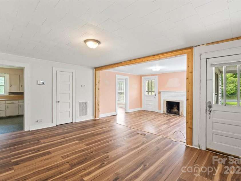 24515 Saint Martin Road, Albemarle, NC 28001.  MLS# CAR4258248, YatesRealty ID 18256. 