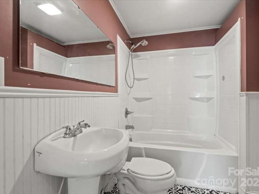 24515 Saint Martin Road, Albemarle, NC 28001.  MLS# CAR4258248, YatesRealty ID 18256. 