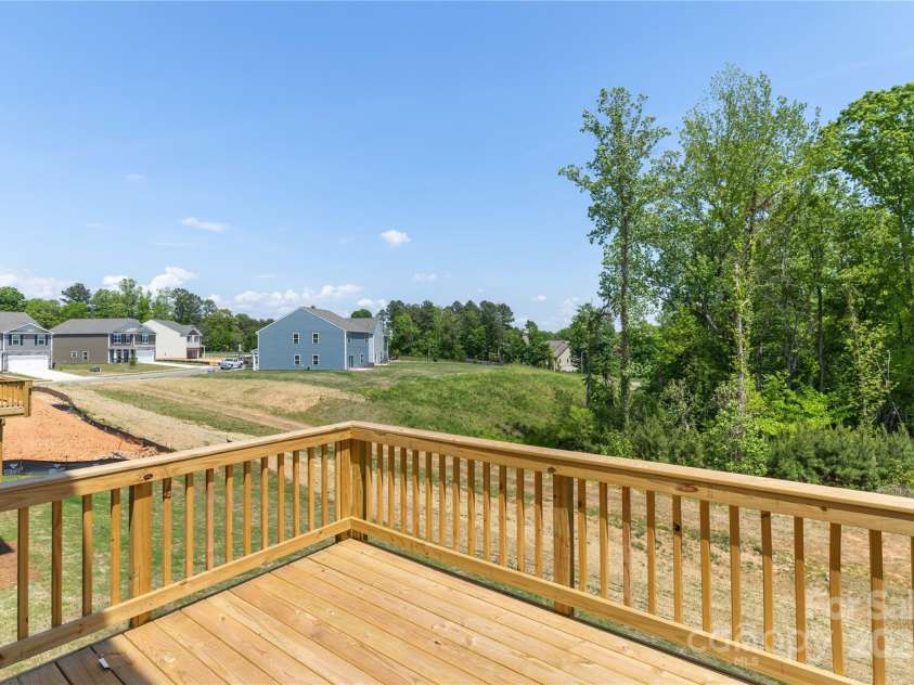 111 Rustling Waters Drive, Mooresville, NC 28117.  MLS# CAR4222121, YatesRealty ID 18257. 