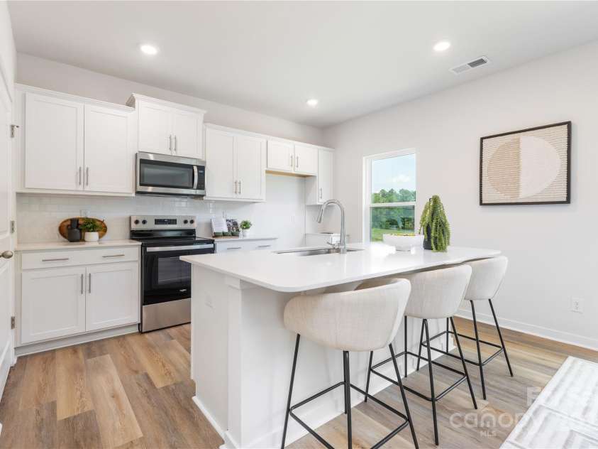 111 Rustling Waters Drive, Mooresville, NC 28117.  MLS# CAR4222121, YatesRealty ID 18257. 