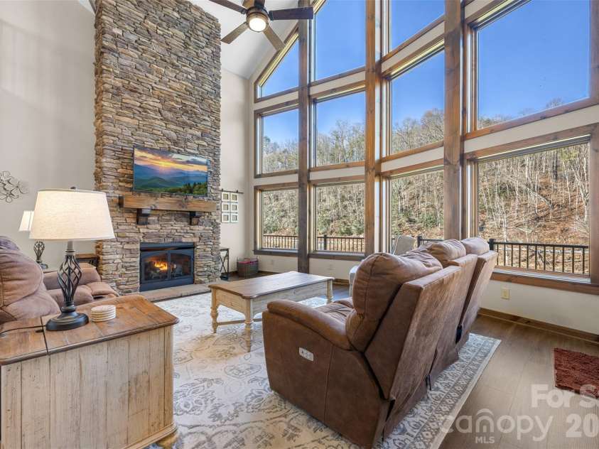 446 Green Meadows Drive, Todd, NC 28684.  MLS# CAR4375969, YatesRealty ID 18257. 