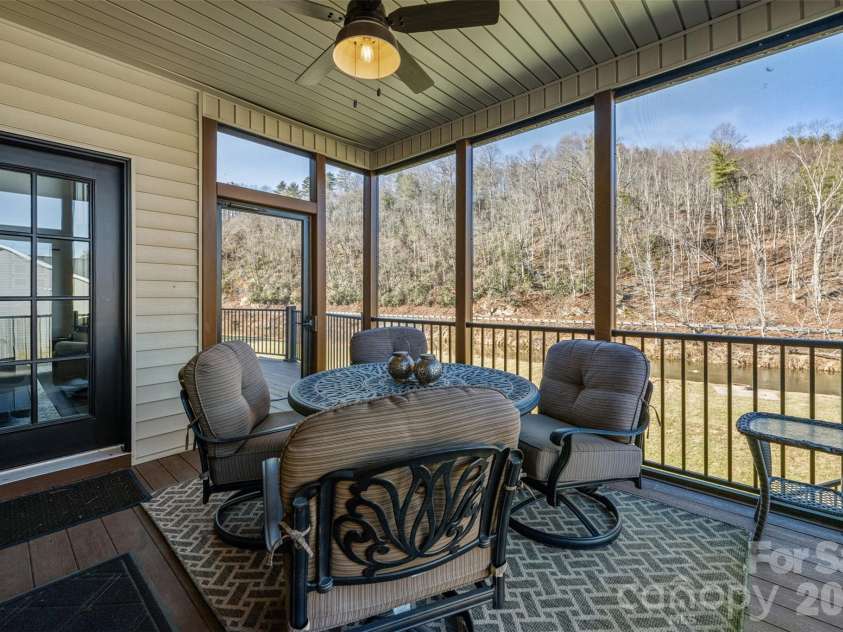 446 Green Meadows Drive, Todd, NC 28684.  MLS# CAR4375969, YatesRealty ID 18257. 