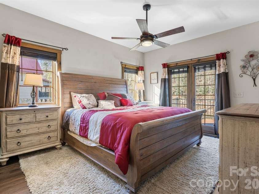 446 Green Meadows Drive, Todd, NC 28684.  MLS# CAR4375969, YatesRealty ID 18257. 