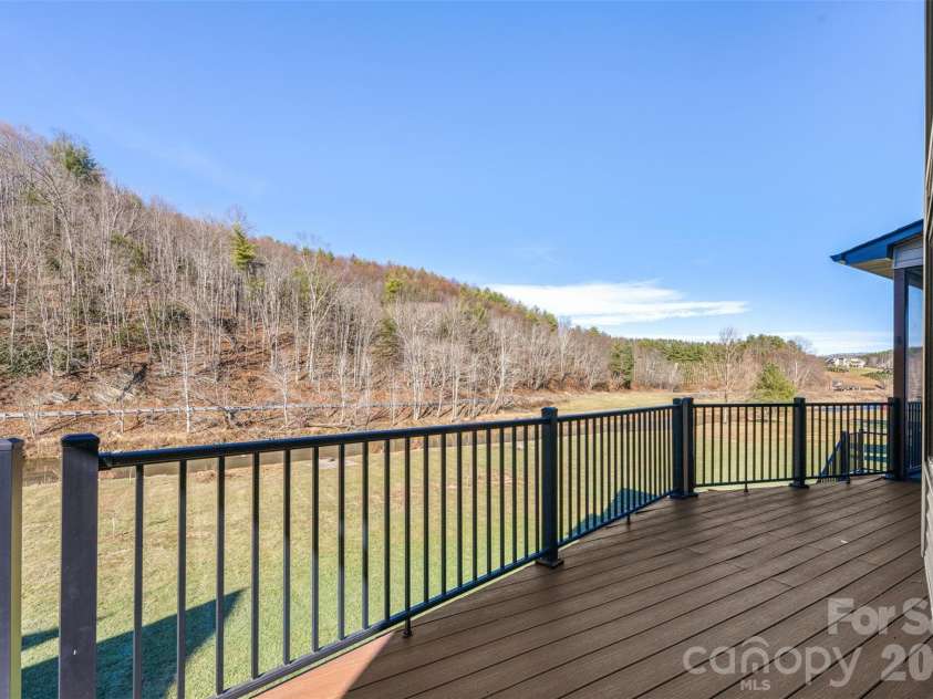 446 Green Meadows Drive, Todd, NC 28684.  MLS# CAR4375969, YatesRealty ID 18257. 