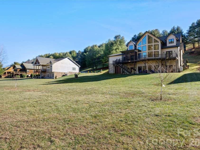 446 Green Meadows Drive, Todd, NC 28684.  MLS# CAR4375969, YatesRealty ID 18257. 