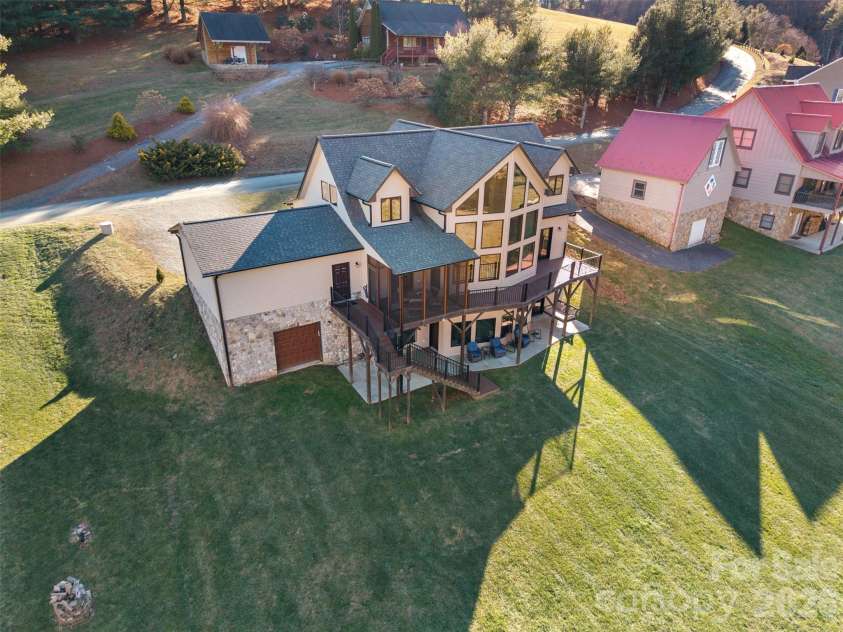 446 Green Meadows Drive, Todd, NC 28684.  MLS# CAR4375969, YatesRealty ID 18257. 