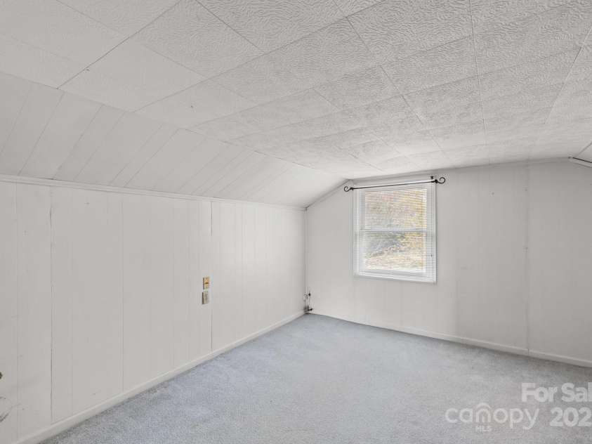 4541 Hartland Road, Lenoir, NC 28645.  MLS# CAR4318484, YatesRealty ID 18258. 