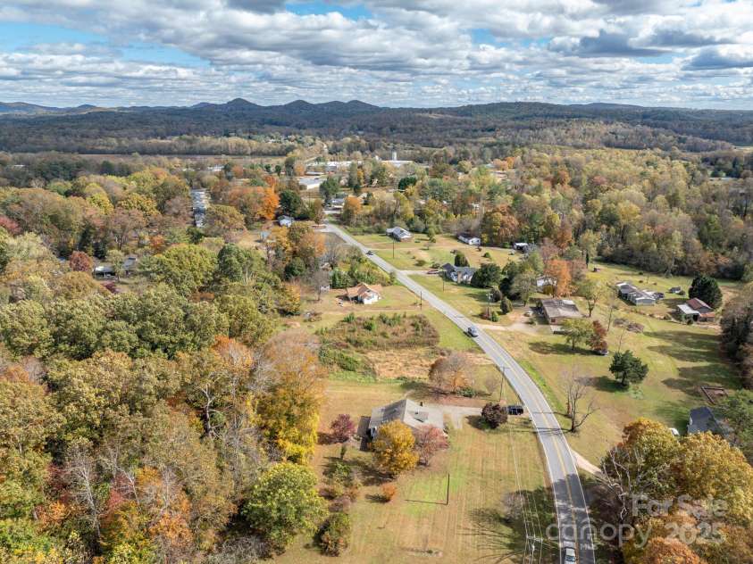 4541 Hartland Road, Lenoir, NC 28645.  MLS# CAR4318484, YatesRealty ID 18258. 