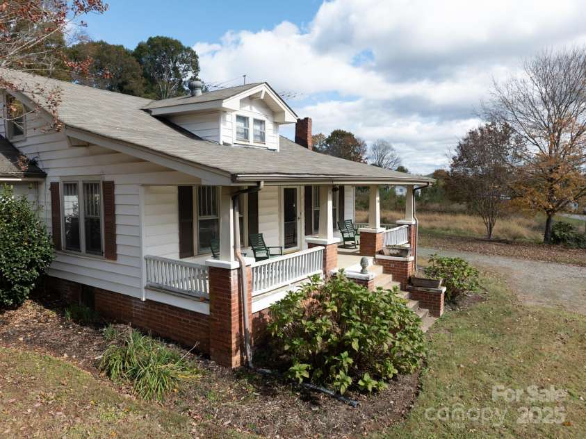 4541 Hartland Road, Lenoir, NC 28645.  MLS# CAR4318484, YatesRealty ID 18258. 