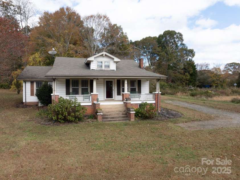 4541 Hartland Road, Lenoir, NC 28645.  MLS# CAR4318484, YatesRealty ID 18258. 
