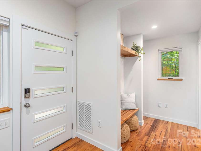 79 Euclid Boulevard, Asheville, NC 28806.  MLS# CAR4253101, YatesRealty ID 18258. The mudroom or storage space you've always dreamed off