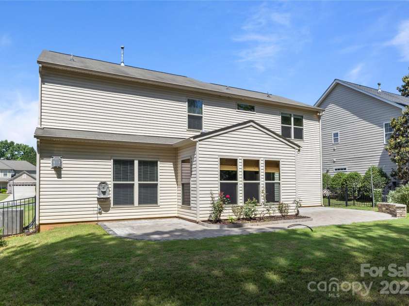 1814 Still Water Lane, Fort Mill, SC 29707.  MLS# CAR4262717, YatesRealty ID 18259. 
