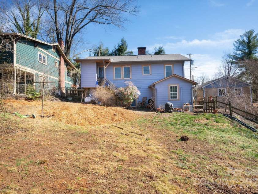 17 & 19 Hubbard Avenue, Asheville, NC 28806.  MLS# CAR4259488, YatesRealty ID 1826. 
