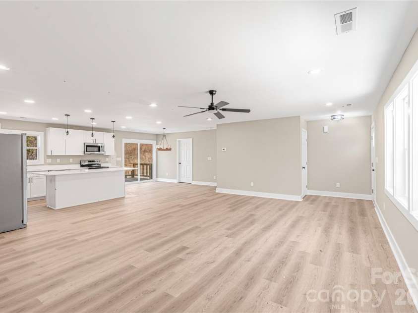 2021 Dogwood Trail, Shelby, NC 28150.  MLS# CAR4417642, YatesRealty ID 1826. 