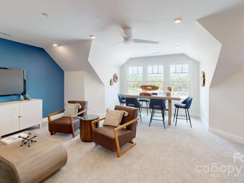 4156 Creek Bridge Circle, Charlotte, NC 28213.  MLS# CAR4331959, YatesRealty ID 1826. Not Actual Property