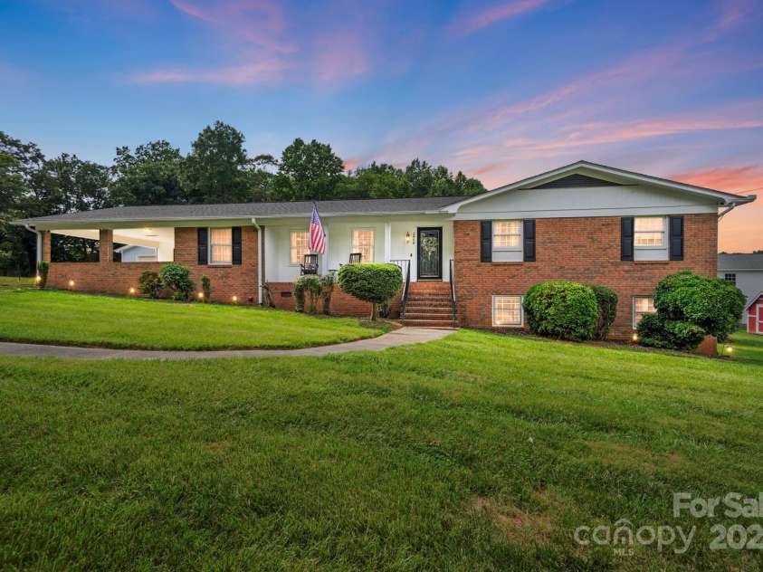 2968 Grace Street, Claremont, NC 28610.  MLS# CAR4258221, YatesRealty ID 18261. 