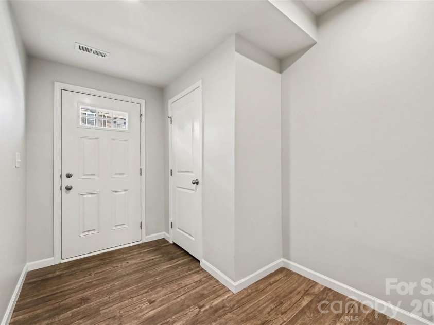 904 Taybyn Road, Fort Mill, SC 29715.  MLS# CAR4367547, YatesRealty ID 18261. 