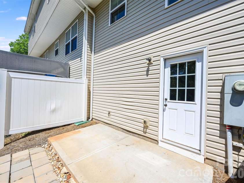 904 Taybyn Road, Fort Mill, SC 29715.  MLS# CAR4367547, YatesRealty ID 18261. 
